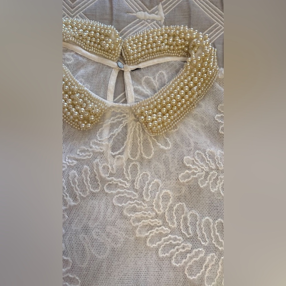 Zara Elegant White Lace Top with pearl Beaded Collar size M - Picture 4 of 5